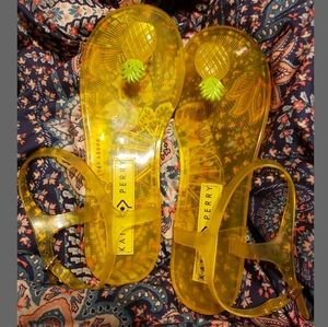 Katy Perry Pineapple Geli Sandals sz 10